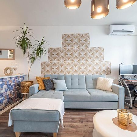 Pastelle Apartment With Own Parking Place Budapest Eksteriør bilde